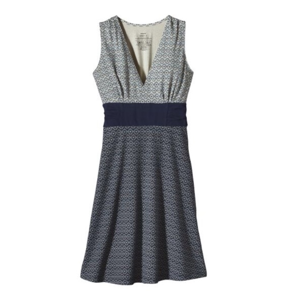 ❣️sold❣️ Patagonia Margot dress in navy floral print, XS